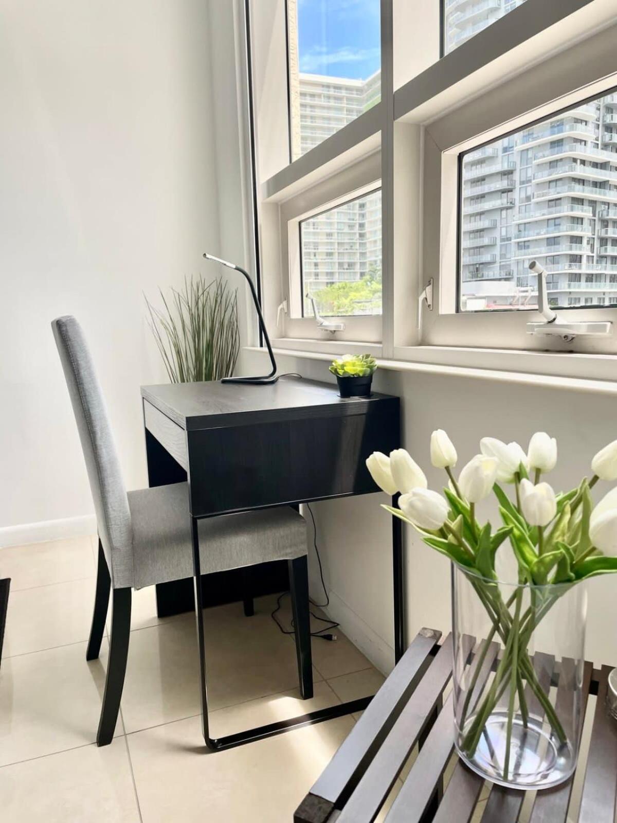 City Condo In Midtown Wynwood With Pool And Parking Miami Kültér fotó