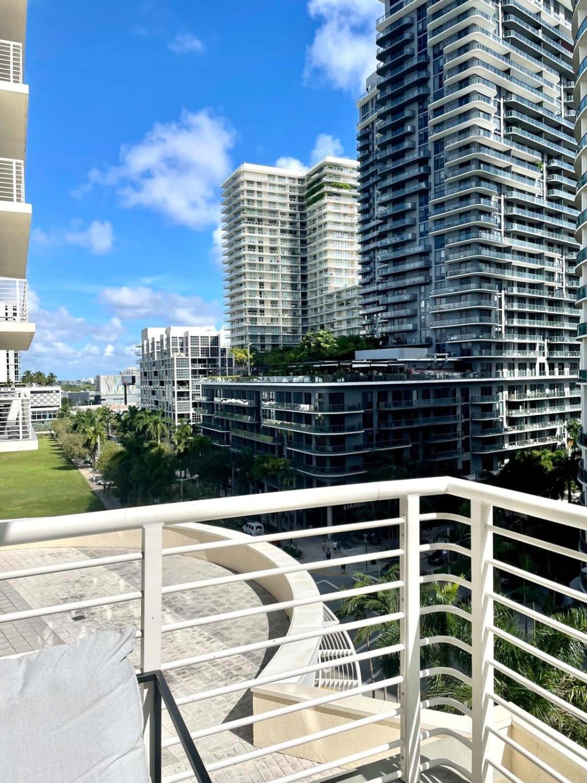 City Condo In Midtown Wynwood With Pool And Parking Miami Kültér fotó